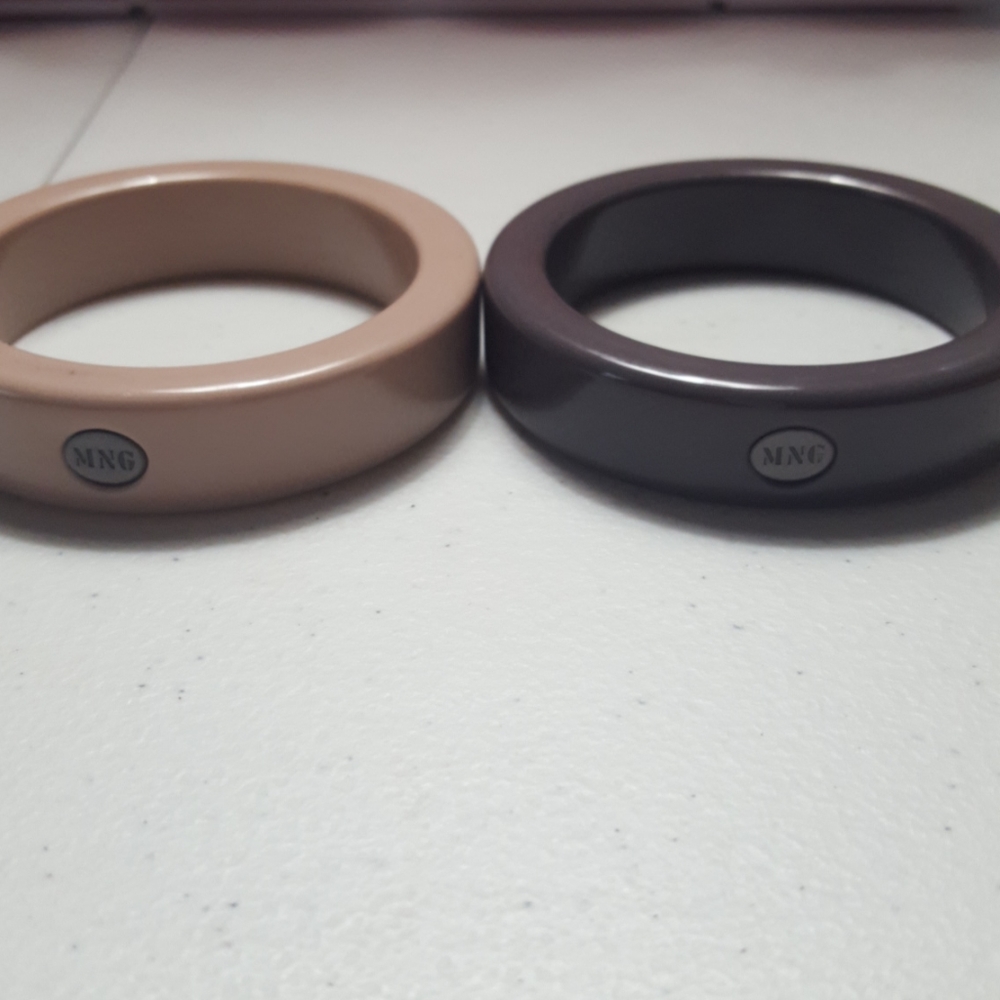 mango (mng) bangle bracelets